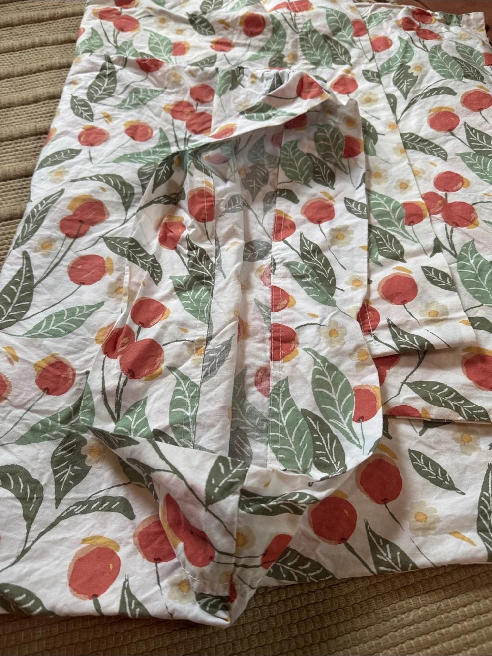 Garnet Hill organic cotton Vintage Cherries 🍒 percale pillow cases standard NEW